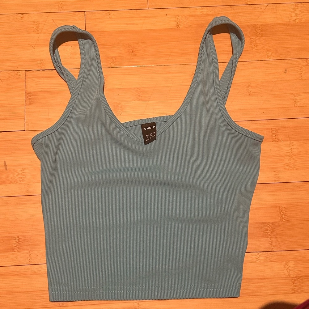 SHEIN Ribbed Scoop Neck Crop Tank in Dusty Blue-Grey